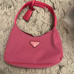 Fakeeeeeeeeeee Prada bag